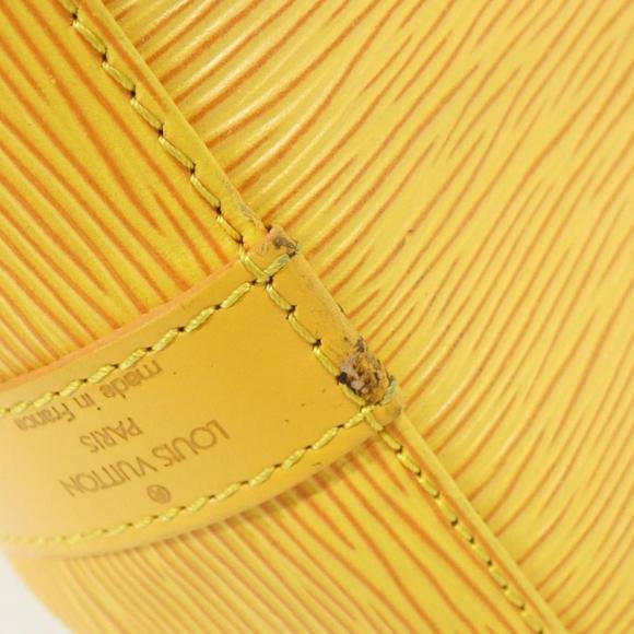 Louis Vuitton Epi Petit Noe M44109 Shoulder Bag - Picture 4 of 10